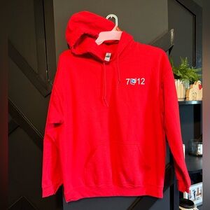 Gildan Red Hoodie with Logo Size Large NWOT